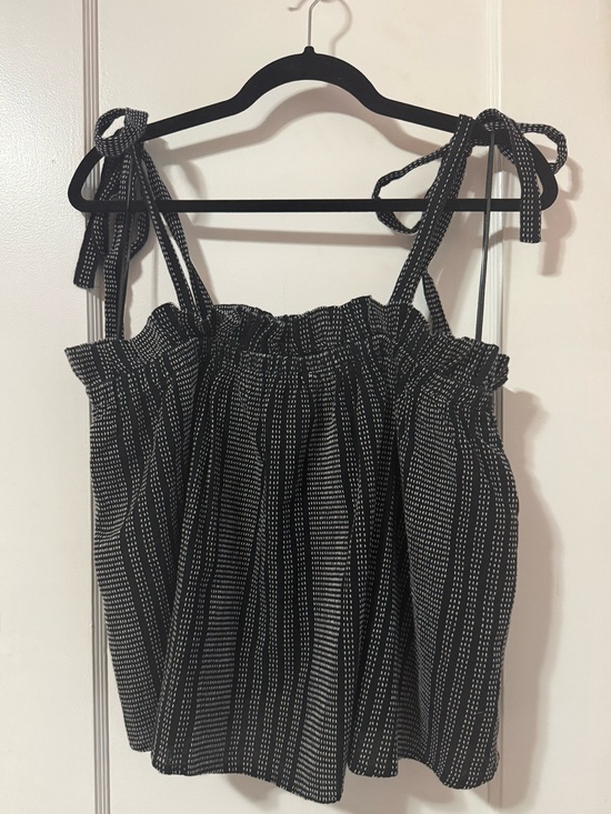 H&M Tops - Black and White Tie-Shoulder Top